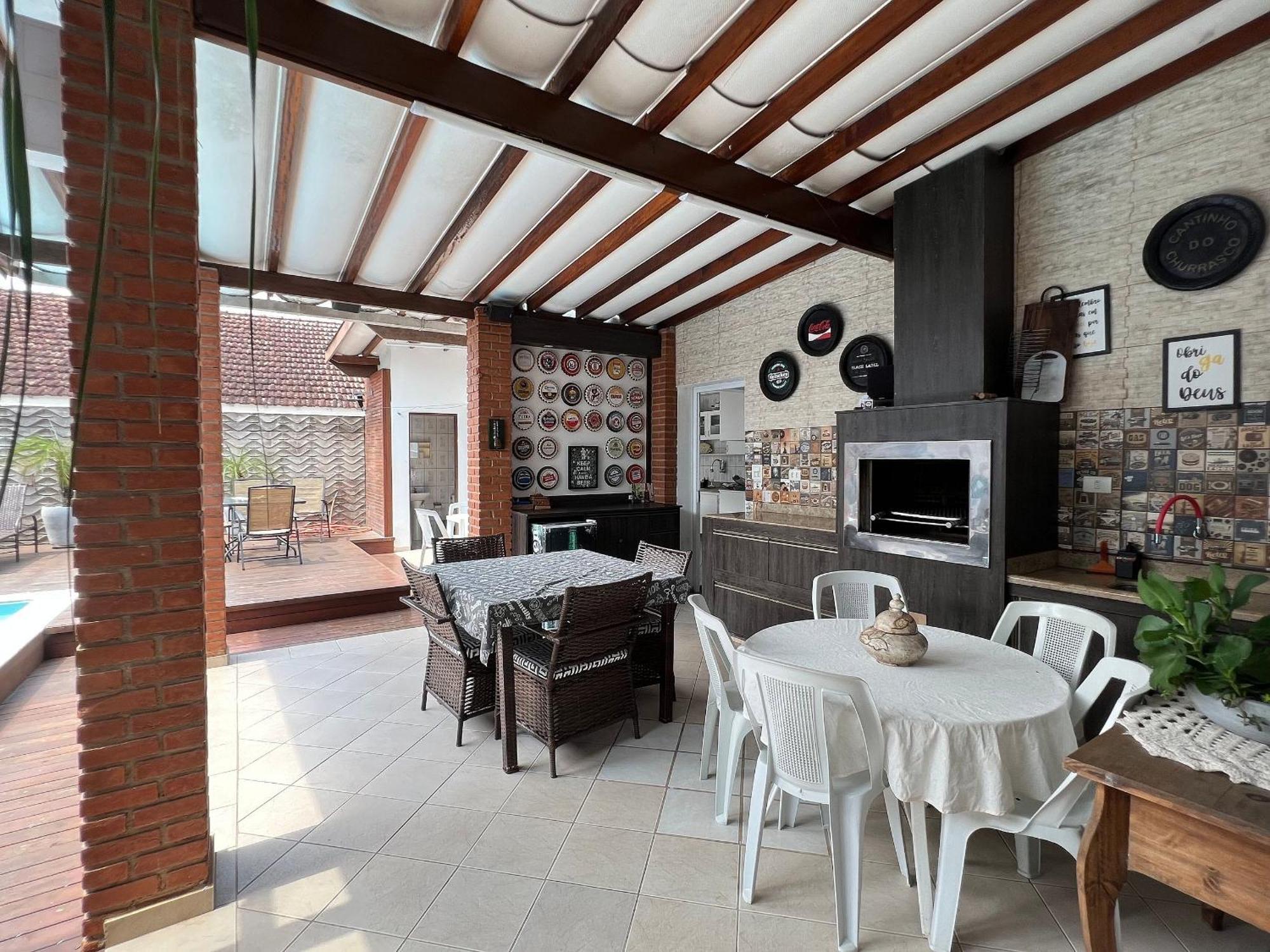 Casa Agradavel Com Piscina, A Poucos Passos Da Praia Peruibe Luaran gambar