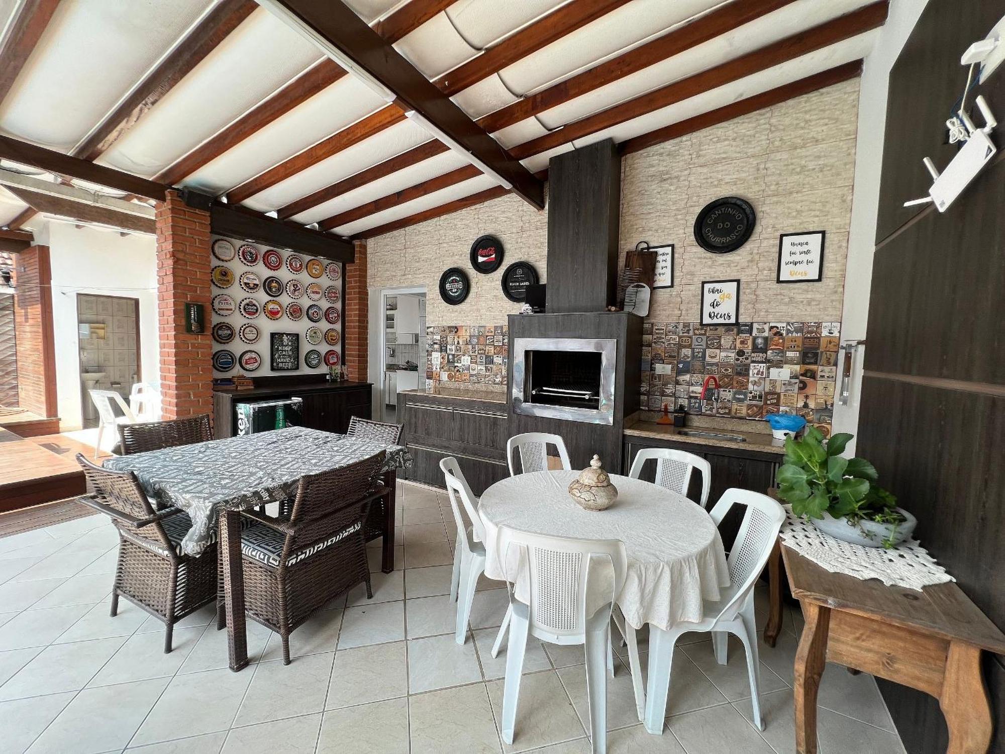 Casa Agradavel Com Piscina, A Poucos Passos Da Praia Peruibe Luaran gambar
