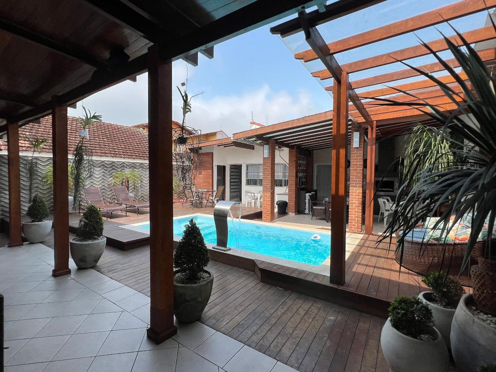 Casa Agradavel Com Piscina, A Poucos Passos Da Praia Peruibe Luaran gambar