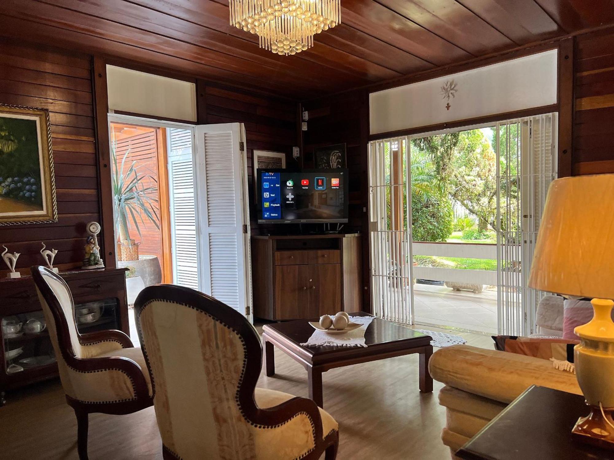 Casa Agradavel Com Piscina, A Poucos Passos Da Praia Peruibe Luaran gambar