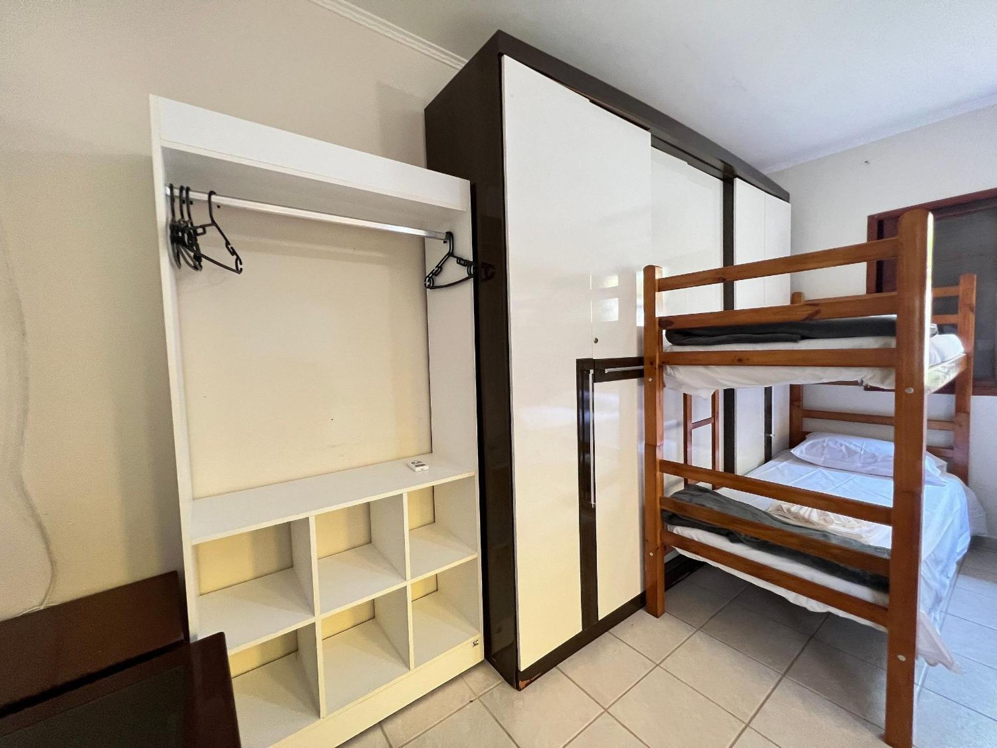 Casa Agradavel Com Piscina, A Poucos Passos Da Praia Peruibe Luaran gambar